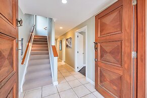 Castor Bay Home near Albany Sleeps 9