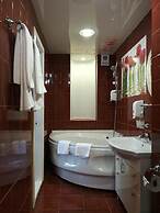 AMAKS Congress Hotel