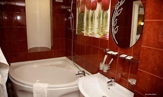 AMAKS Congress Hotel