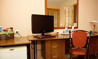 AMAKS Congress Hotel