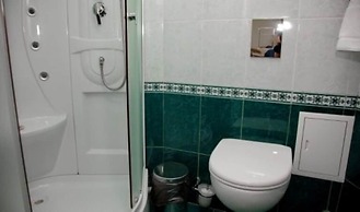 AMAKS Congress Hotel