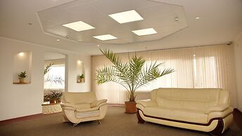 AMAKS Congress Hotel