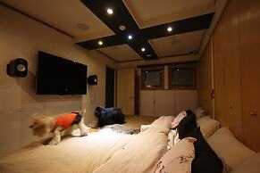 Sapporo Hiraoka Dog Hotel