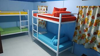 Genthong Homestay - Hostel