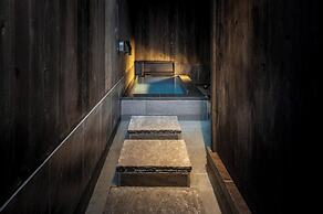 Nazuna Kyoto Tsubaki St.