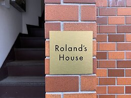 Rolands House 301
