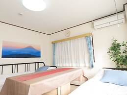 Roland’s House 302