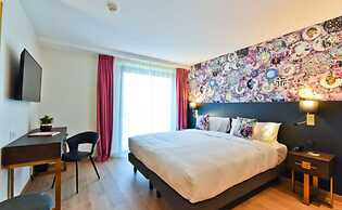 Hotel La Villa Port d Antibes & Spa