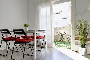 1 Bedroom Apartment With Balcony