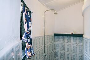 Tamba Kuruba Eco lodge