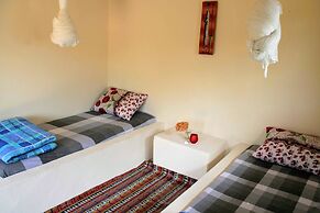 Tamba Kuruba Eco lodge