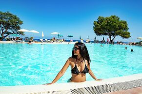Club Hotel Marina Seada Beach
