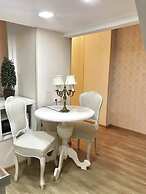 Charming Apartment in Old Tbilisi