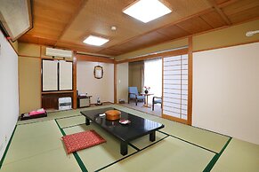 Raki Onsenryokan