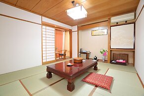 Raki Onsenryokan