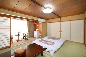 Raki Onsenryokan