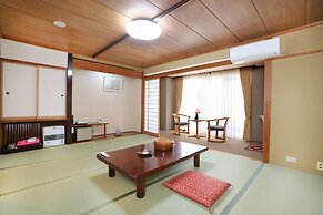 Raki Onsenryokan