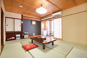 Raki Onsenryokan
