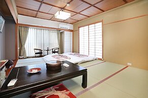 Raki Onsenryokan