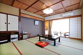 Raki Onsenryokan