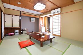 Raki Onsenryokan
