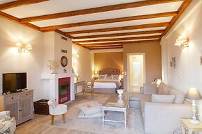 Almond House Suites Arachova - Adults Only