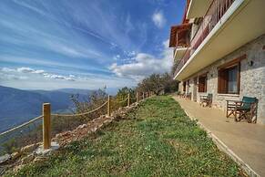 Almond House Suites Arachova - Adults Only