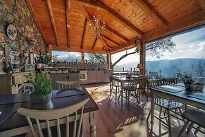 Almond House Suites Arachova - Adults Only