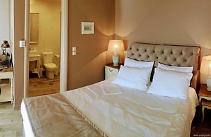 Almond House Suites Arachova - Adults Only