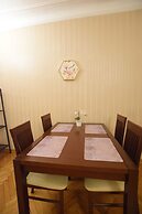 Elegant Apartment Universitas