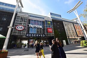 Elegant Apartment Universitas