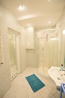 Elegant Apartment Universitas