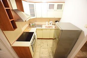 Elegant Apartment Universitas