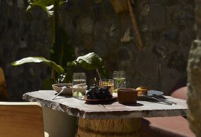 White Pearl Cavalieri - Adults Only