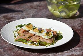 White Pearl Cavalieri - Adults Only