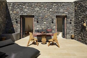 White Pearl Cavalieri - Adults Only