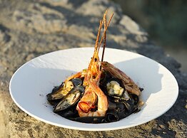 White Pearl Cavalieri - Adults Only