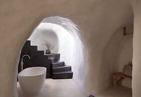 White Pearl Cavalieri - Adults Only