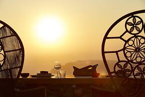 White Pearl Cavalieri - Adults Only