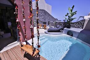 White Pearl Cavalieri - Adults Only