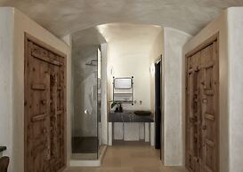 White Pearl Cavalieri - Adults Only