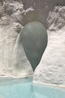 White Pearl Cavalieri - Adults Only