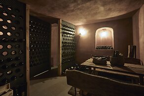 White Pearl Cavalieri - Adults Only