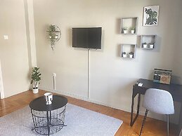 Check Point - Syngrou Fix