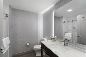 Holiday Inn Express Boston Logan Airport - Revere by IHG