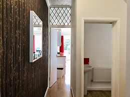 Little Connaught House