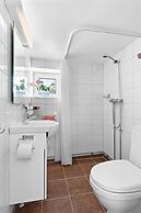 Private Cozy House by the Fjord