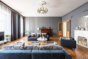 Hermitage apartment 200 m2