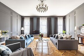 Hermitage apartment 200 m2