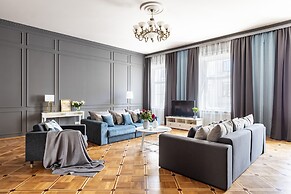 Hermitage apartment 200 m2